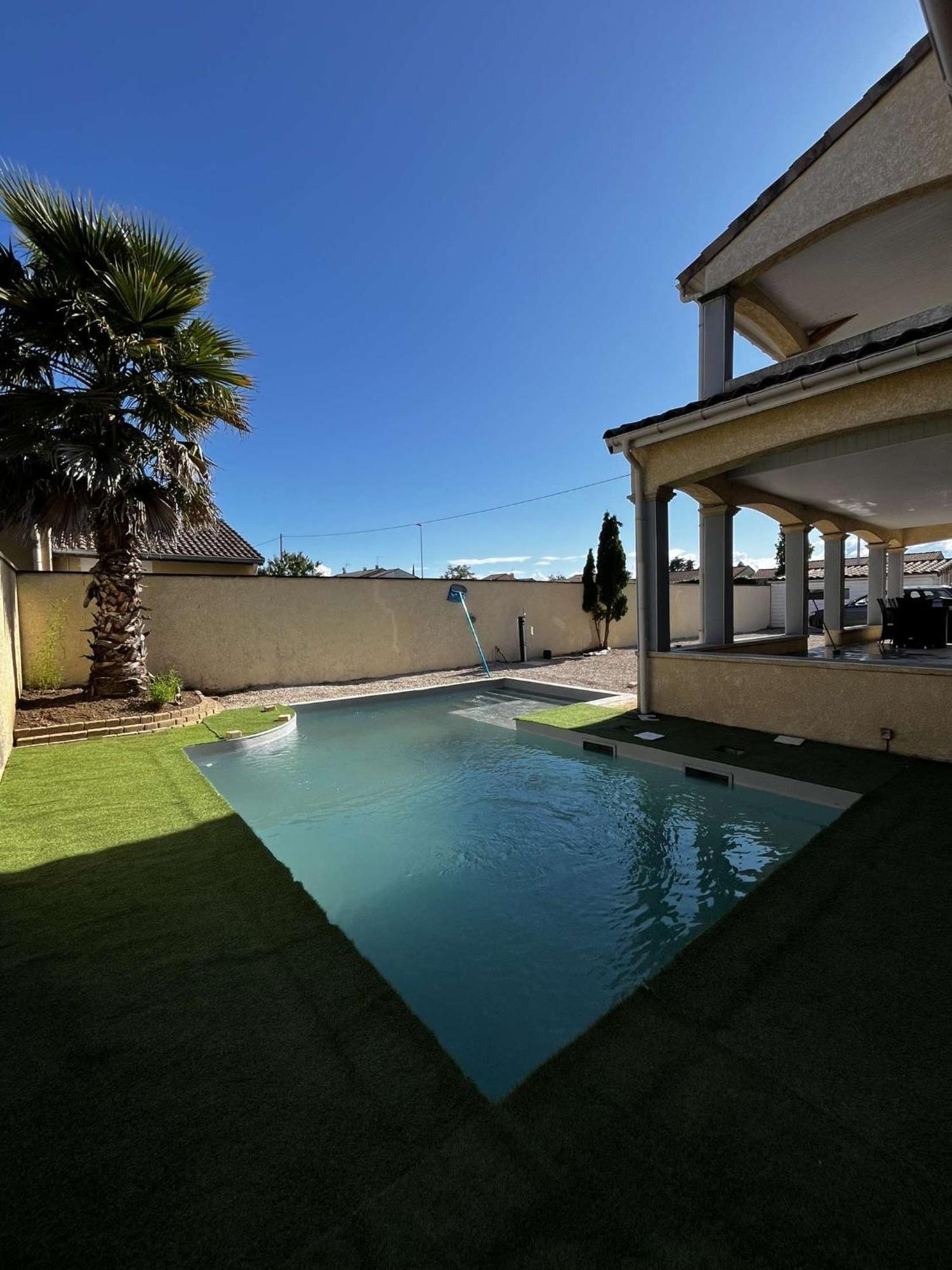 Villa Contemporaine Avec Piscine Romans-sur-Isère Exteriér fotografie